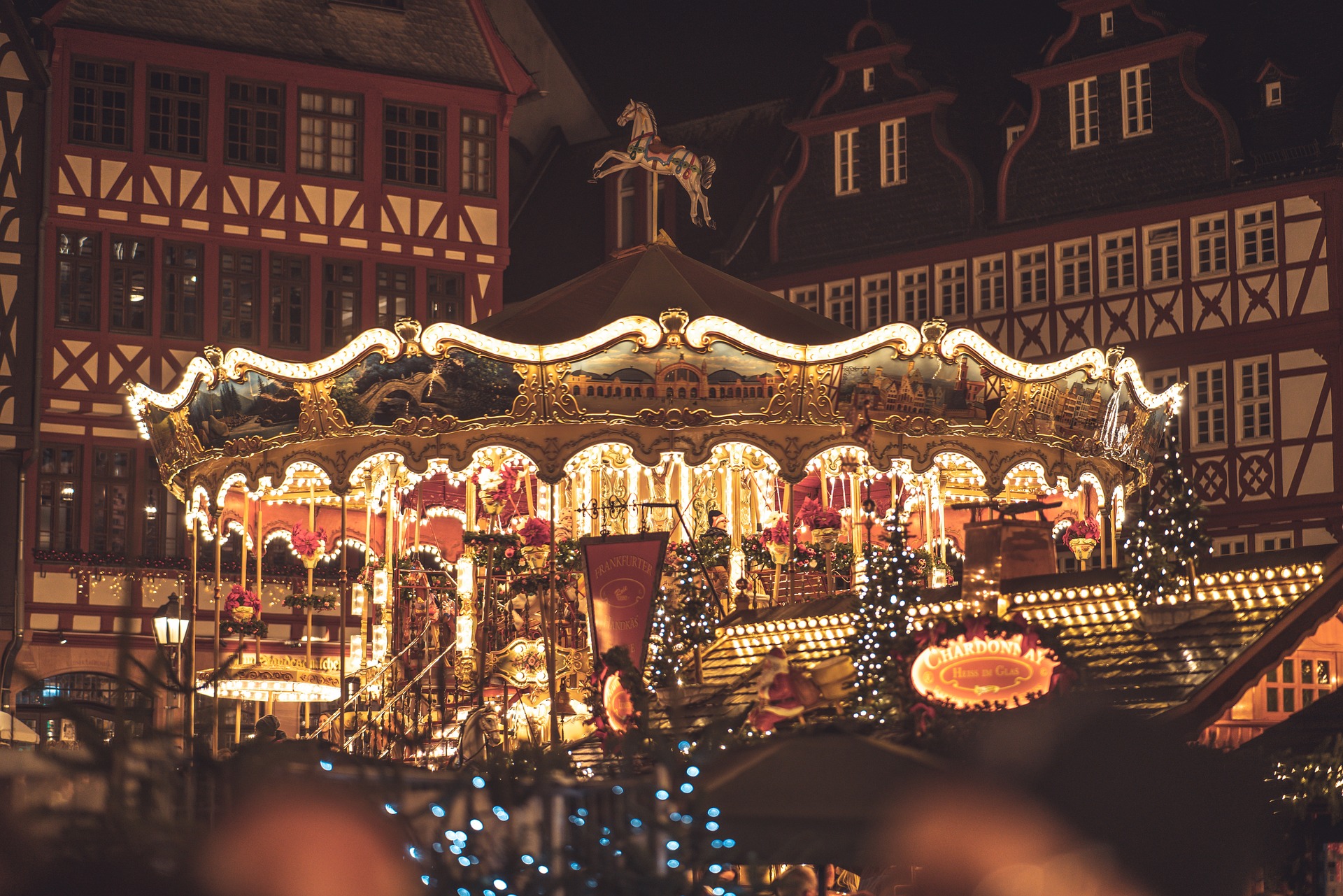 christmas-market-4705885_1920