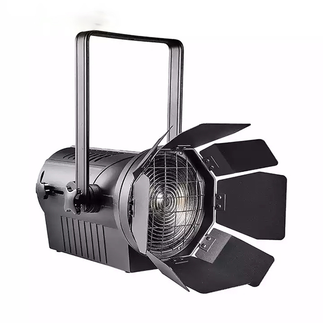 LED Fresnel Spotlight with Zoom